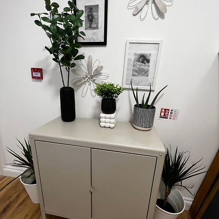 Cozy Flat London Apartment Ngoại thất bức ảnh
