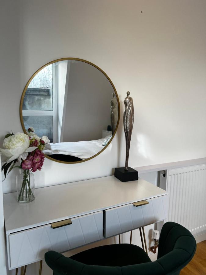 Cozy Flat London Apartment Ngoại thất bức ảnh